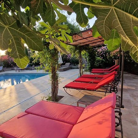 Moulin Aurelia Hotel La Barben ภายนอก รูปภาพ